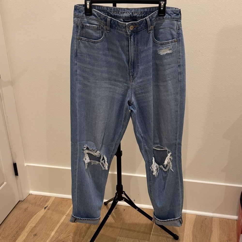 American Eagle Light Blue Denim Jeans